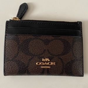 COACH Cardholder w/chain!